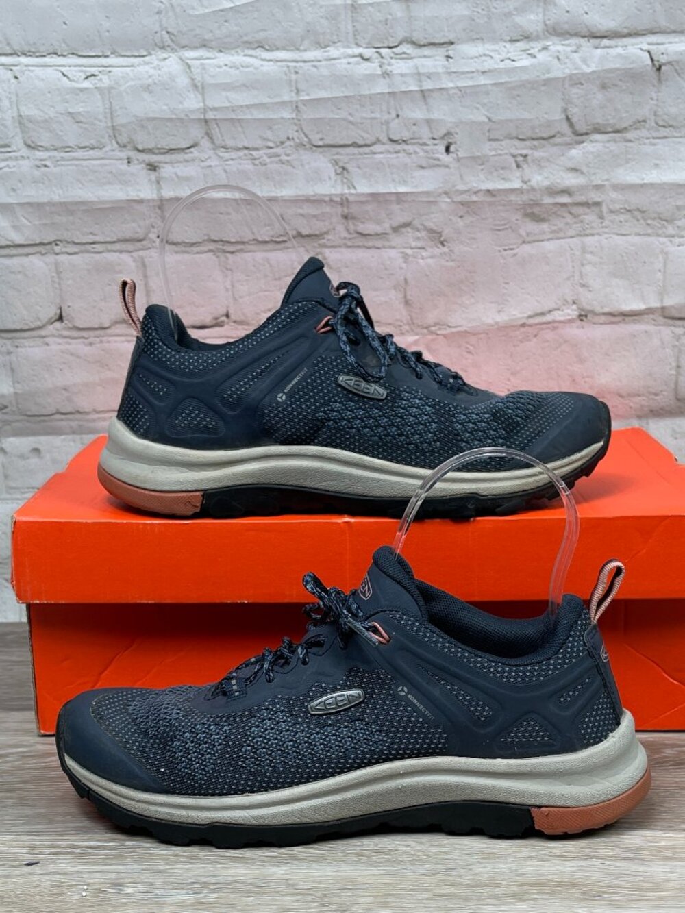KEEN WOMEN'S TERRADORA II VENT CONNECTFIT TRAIL SNEAKER / ATHLETIC SHOE SIZE 6.5